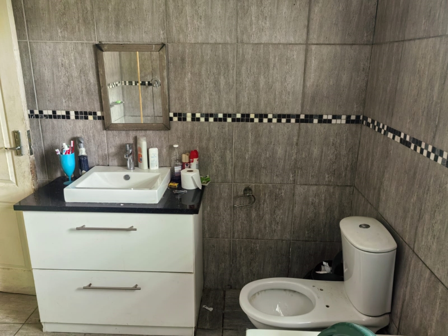 3 Bedroom Property for Sale in Ilitha Park Western Cape